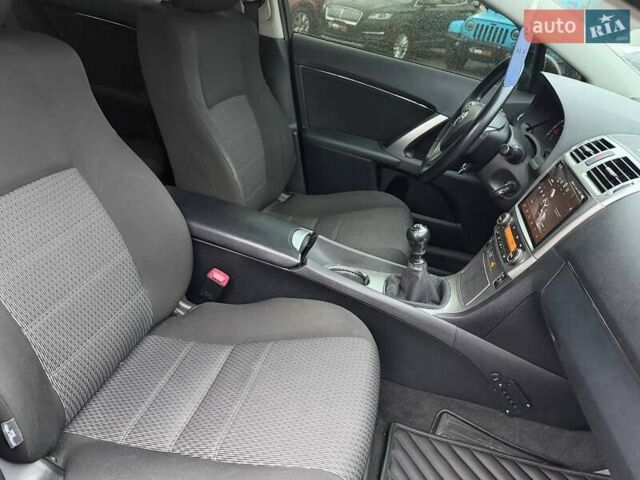 Серый Тойота Авенсис, объемом двигателя 1.8 л и пробегом 202 тыс. км за 12800 $, фото 17 на Automoto.ua