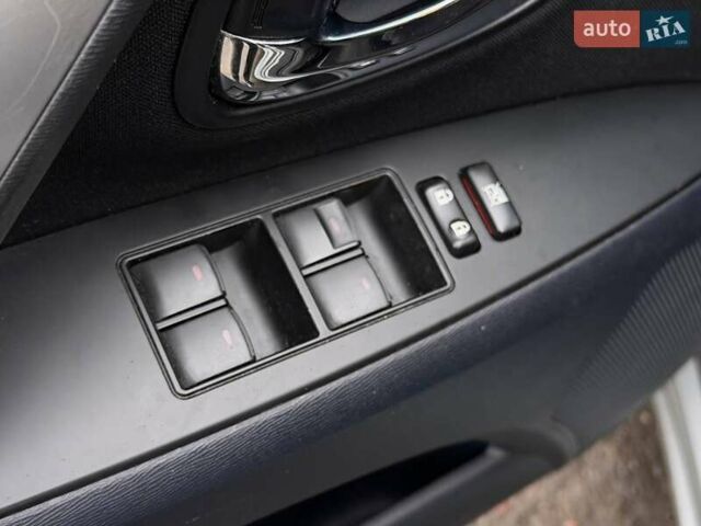 Серый Тойота Авенсис, объемом двигателя 1.8 л и пробегом 202 тыс. км за 12800 $, фото 34 на Automoto.ua