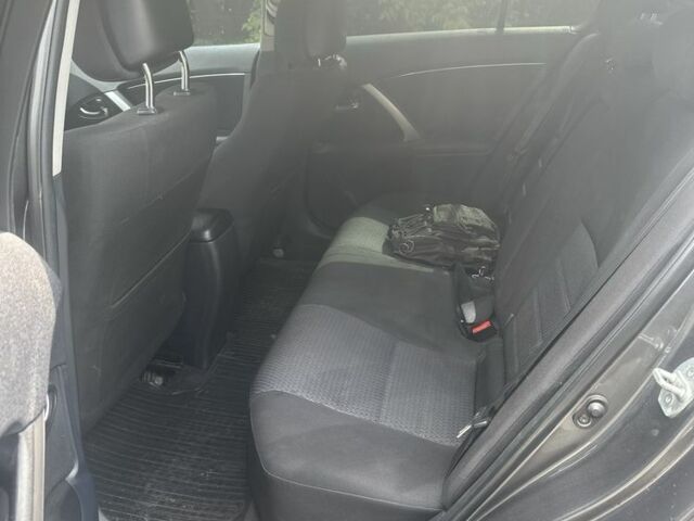 Сірий Тойота Авенсіс, об'ємом двигуна 1.8 л та пробігом 250 тис. км за 9500 $, фото 9 на Automoto.ua