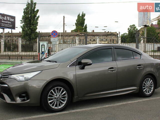 Серый Тойота Авенсис, объемом двигателя 1.8 л и пробегом 156 тыс. км за 15600 $, фото 7 на Automoto.ua