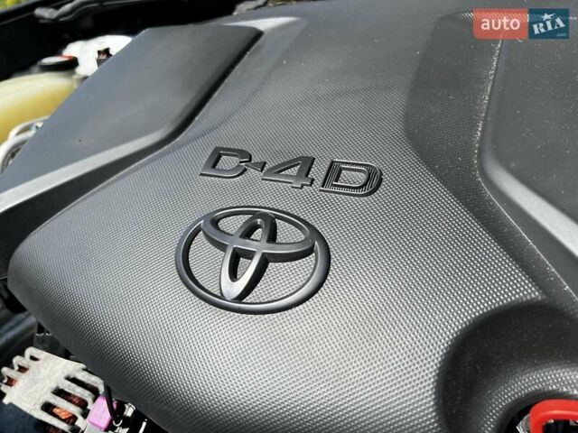 Сірий Тойота Авенсіс, об'ємом двигуна 2 л та пробігом 207 тис. км за 13800 $, фото 28 на Automoto.ua