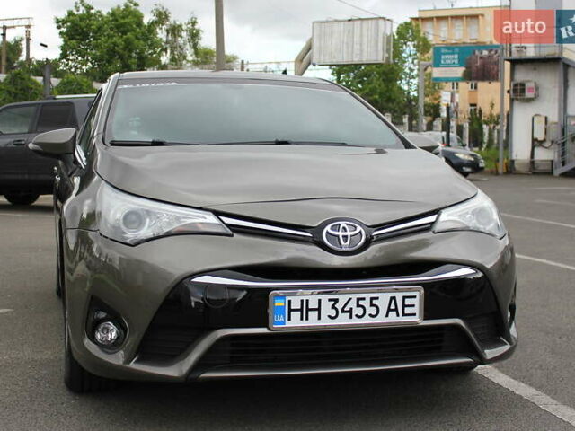Серый Тойота Авенсис, объемом двигателя 1.8 л и пробегом 156 тыс. км за 15600 $, фото 20 на Automoto.ua
