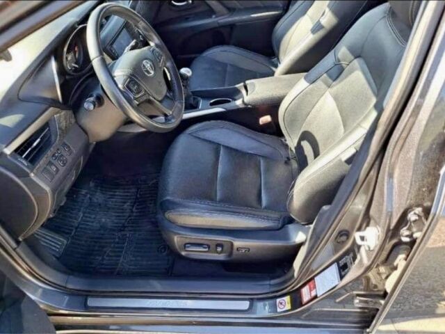 Сірий Тойота Авенсіс, об'ємом двигуна 2 л та пробігом 255 тис. км за 12500 $, фото 8 на Automoto.ua