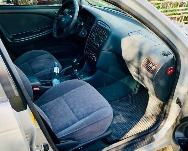 Серый Тойота Авенсис, объемом двигателя 0 л и пробегом 345 тыс. км за 3300 $, фото 9 на Automoto.ua