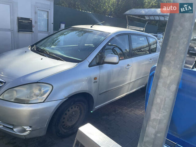 Сірий Тойота Авенсіс, об'ємом двигуна 2 л та пробігом 350 тис. км за 4200 $, фото 5 на Automoto.ua