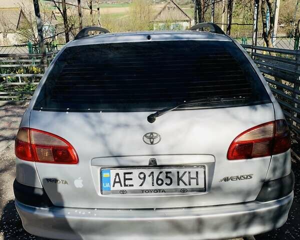 Серый Тойота Авенсис, объемом двигателя 0 л и пробегом 345 тыс. км за 3300 $, фото 3 на Automoto.ua