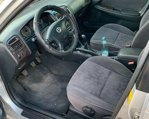 Серый Тойота Авенсис, объемом двигателя 0 л и пробегом 345 тыс. км за 3300 $, фото 4 на Automoto.ua