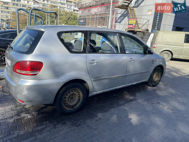 Сірий Тойота Авенсіс, об'ємом двигуна 2 л та пробігом 350 тис. км за 4200 $, фото 6 на Automoto.ua