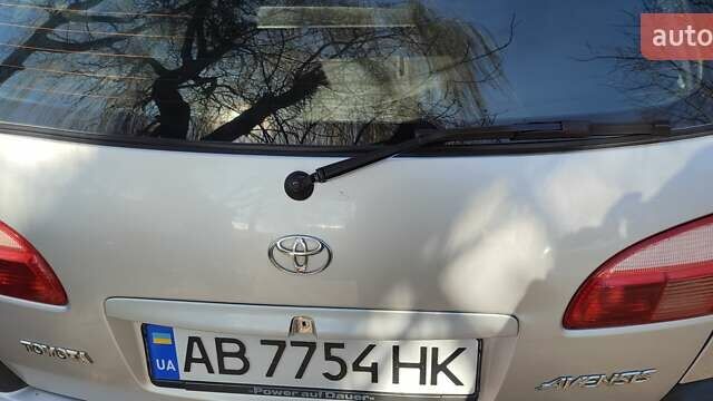 Серый Тойота Авенсис, объемом двигателя 1.79 л и пробегом 360 тыс. км за 3900 $, фото 6 на Automoto.ua