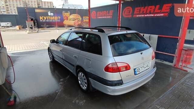 Серый Тойота Авенсис, объемом двигателя 1.79 л и пробегом 360 тыс. км за 3900 $, фото 5 на Automoto.ua