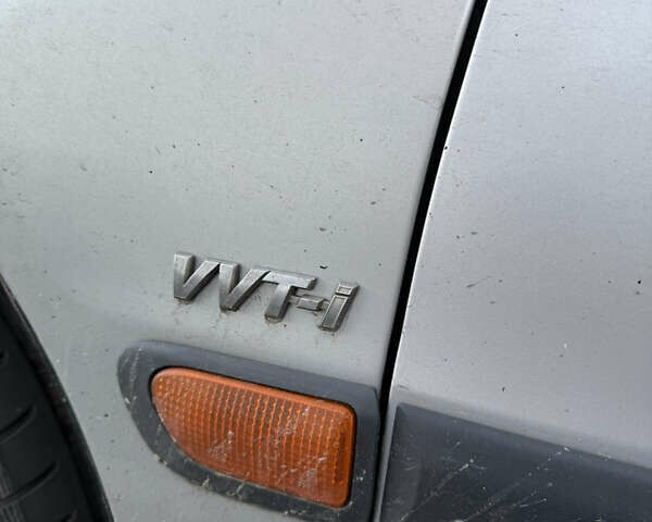 Серый Тойота Авенсис, объемом двигателя 1.8 л и пробегом 233 тыс. км за 4800 $, фото 13 на Automoto.ua