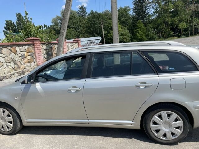 Сірий Тойота Авенсіс, об'ємом двигуна 2 л та пробігом 310 тис. км за 5000 $, фото 3 на Automoto.ua