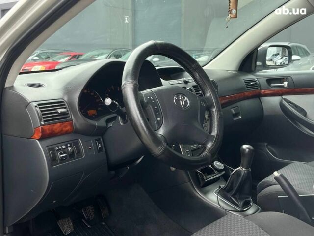 Сірий Тойота Авенсіс, об'ємом двигуна 2 л та пробігом 260 тис. км за 6190 $, фото 13 на Automoto.ua