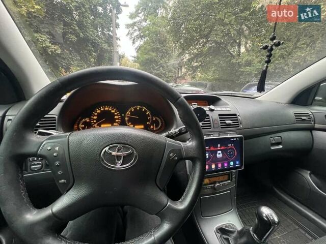 Серый Тойота Авенсис, объемом двигателя 1.8 л и пробегом 270 тыс. км за 5400 $, фото 11 на Automoto.ua