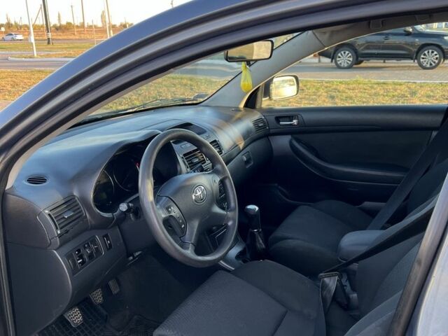 Сірий Тойота Авенсіс, об'ємом двигуна 0 л та пробігом 361 тис. км за 2500 $, фото 9 на Automoto.ua