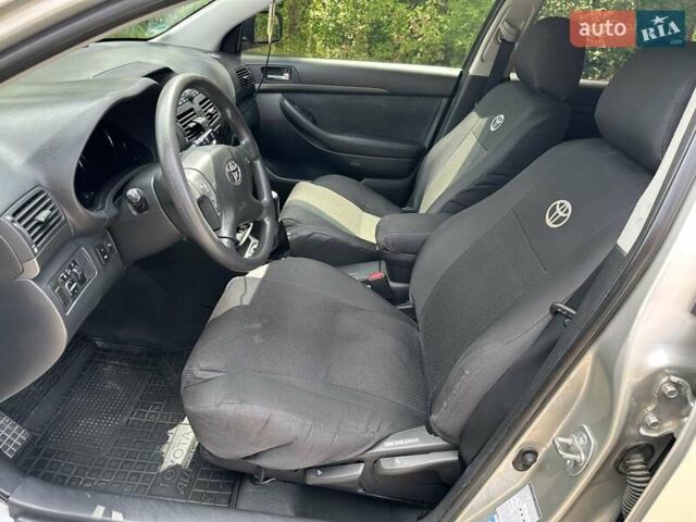 Серый Тойота Авенсис, объемом двигателя 1.8 л и пробегом 257 тыс. км за 5400 $, фото 11 на Automoto.ua