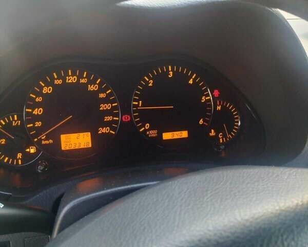 Серый Тойота Авенсис, объемом двигателя 2 л и пробегом 200 тыс. км за 5200 $, фото 8 на Automoto.ua