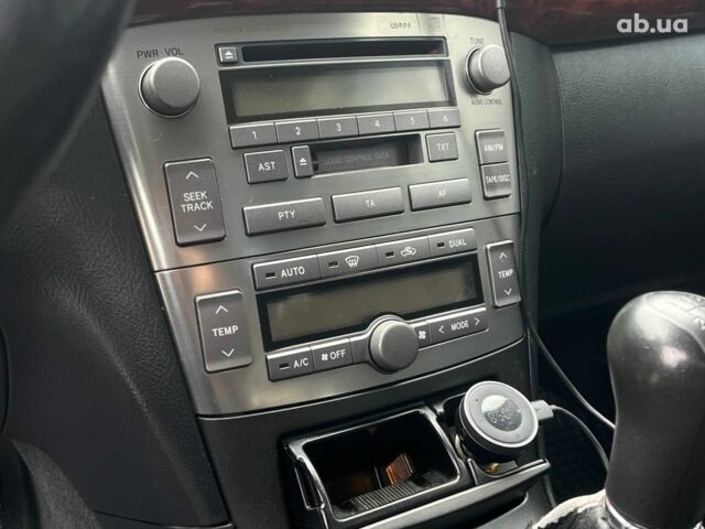 Сірий Тойота Авенсіс, об'ємом двигуна 2 л та пробігом 260 тис. км за 6190 $, фото 38 на Automoto.ua