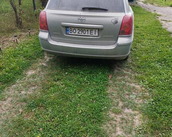 Серый Тойота Авенсис, объемом двигателя 1.79 л и пробегом 222 тыс. км за 4500 $, фото 2 на Automoto.ua