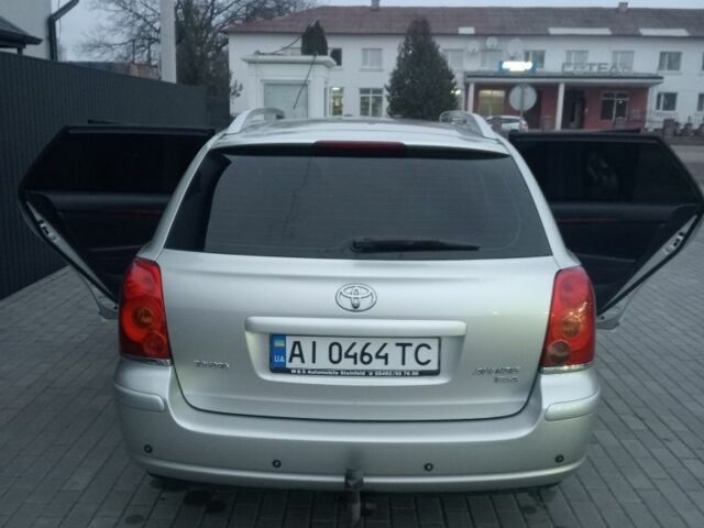 Сірий Тойота Авенсіс, об'ємом двигуна 2.4 л та пробігом 216 тис. км за 5859 $, фото 3 на Automoto.ua