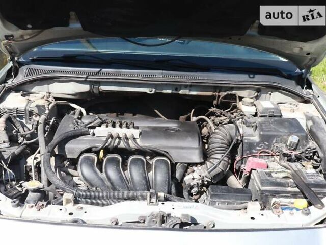 Серый Тойота Авенсис, объемом двигателя 1.8 л и пробегом 239 тыс. км за 5400 $, фото 3 на Automoto.ua