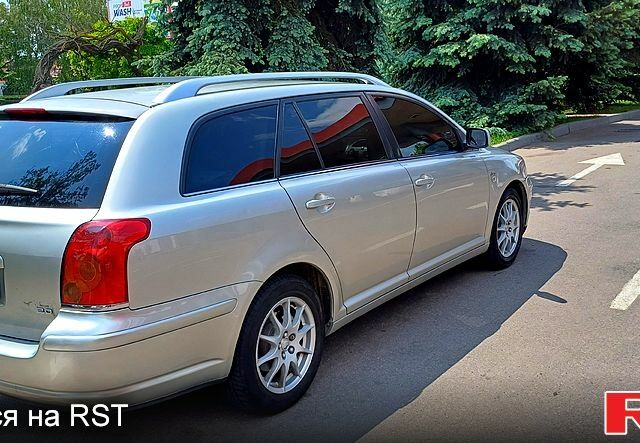 Серый Тойота Авенсис, объемом двигателя 2 л и пробегом 340 тыс. км за 6300 $, фото 1 на Automoto.ua