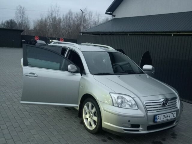 Сірий Тойота Авенсіс, об'ємом двигуна 2.4 л та пробігом 216 тис. км за 5859 $, фото 2 на Automoto.ua