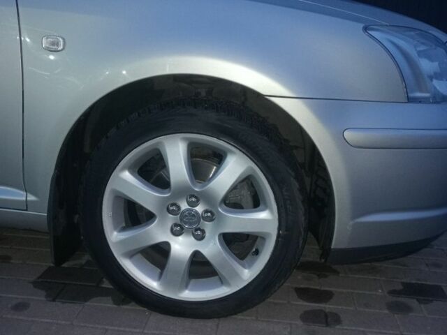 Сірий Тойота Авенсіс, об'ємом двигуна 2.4 л та пробігом 216 тис. км за 5859 $, фото 18 на Automoto.ua