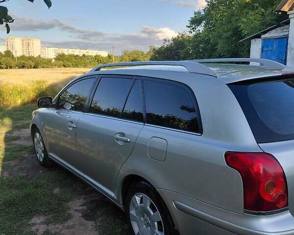 Серый Тойота Авенсис, объемом двигателя 1.8 л и пробегом 300 тыс. км за 6200 $, фото 2 на Automoto.ua