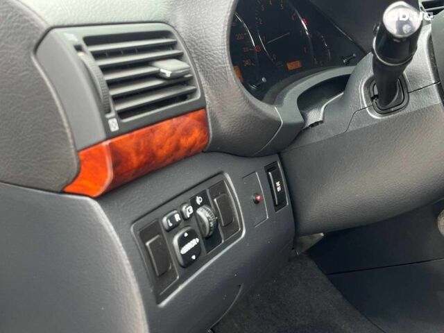 Сірий Тойота Авенсіс, об'ємом двигуна 2 л та пробігом 260 тис. км за 6190 $, фото 19 на Automoto.ua