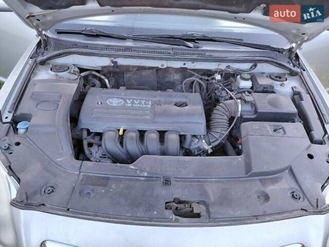 Серый Тойота Авенсис, объемом двигателя 1.8 л и пробегом 300 тыс. км за 6200 $, фото 8 на Automoto.ua