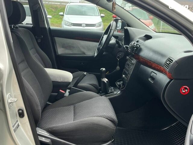 Сірий Тойота Авенсіс, об'ємом двигуна 2 л та пробігом 260 тис. км за 6190 $, фото 26 на Automoto.ua