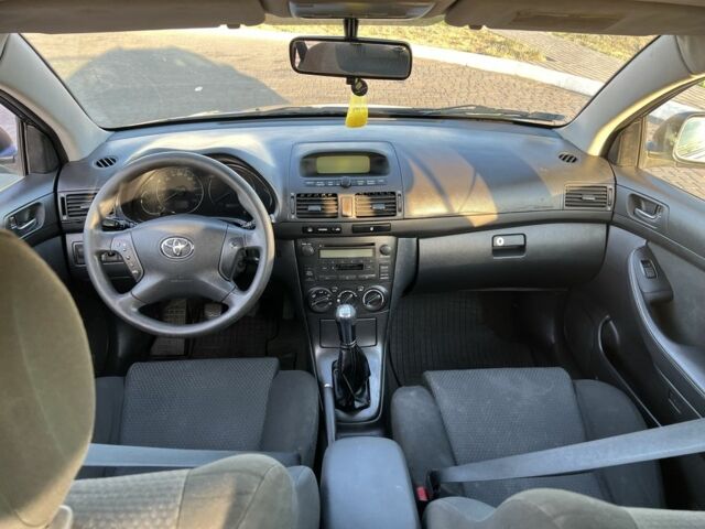 Серый Тойота Авенсис, объемом двигателя 0 л и пробегом 350 тыс. км за 2700 $, фото 8 на Automoto.ua