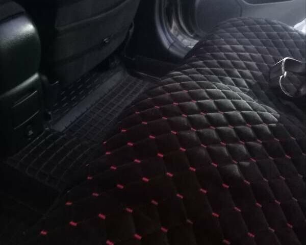 Серый Тойота Авенсис, объемом двигателя 2.36 л и пробегом 216 тыс. км за 5500 $, фото 12 на Automoto.ua