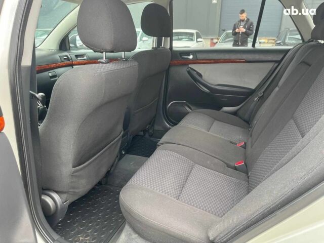 Сірий Тойота Авенсіс, об'ємом двигуна 2 л та пробігом 260 тис. км за 6190 $, фото 33 на Automoto.ua