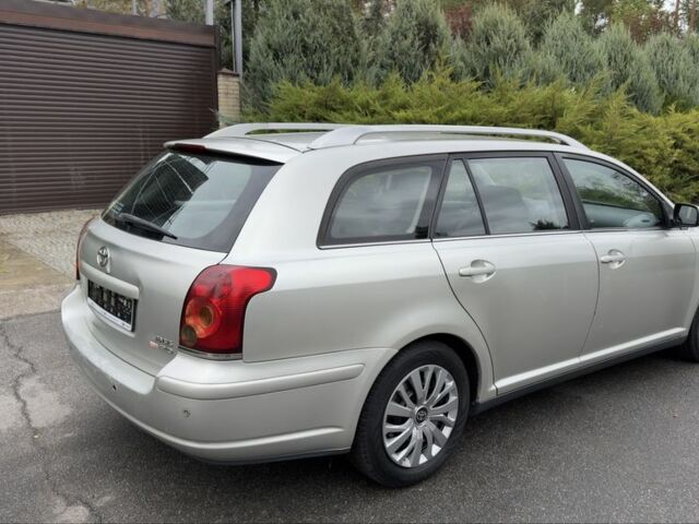 Сірий Тойота Авенсіс, об'ємом двигуна 2 л та пробігом 300 тис. км за 3290 $, фото 4 на Automoto.ua