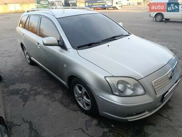 Серый Тойота Авенсис, объемом двигателя 1.79 л и пробегом 195 тыс. км за 5800 $, фото 1 на Automoto.ua