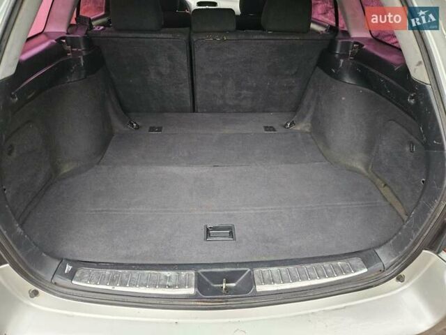 Серый Тойота Авенсис, объемом двигателя 2 л и пробегом 312 тыс. км за 4400 $, фото 15 на Automoto.ua