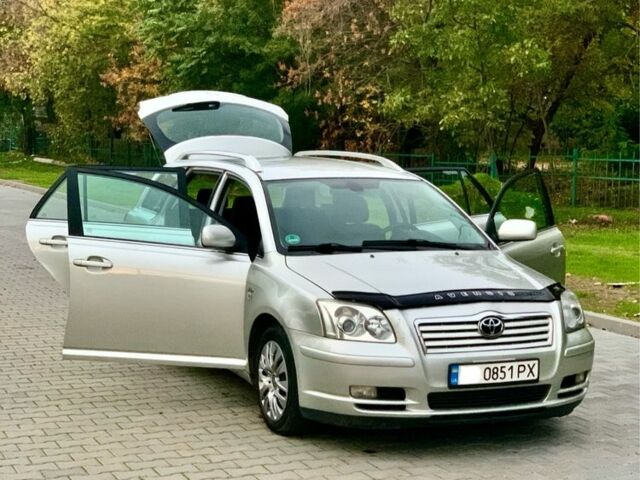 Серый Тойота Авенсис, объемом двигателя 2 л и пробегом 224 тыс. км за 4900 $, фото 12 на Automoto.ua