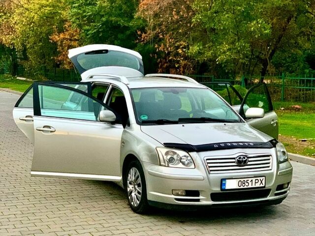 Серый Тойота Авенсис, объемом двигателя 2 л и пробегом 224 тыс. км за 4900 $, фото 7 на Automoto.ua