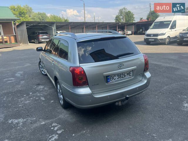 Серый Тойота Авенсис, объемом двигателя 2 л и пробегом 272 тыс. км за 4800 $, фото 4 на Automoto.ua