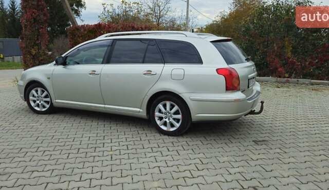 Сірий Тойота Авенсіс, об'ємом двигуна 1.8 л та пробігом 260 тис. км за 4499 $, фото 9 на Automoto.ua