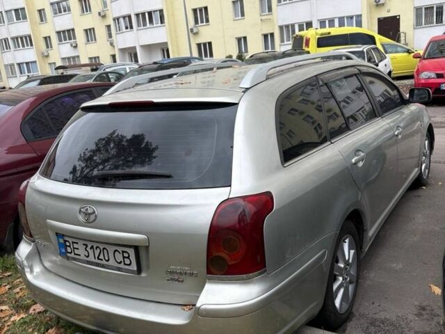 Серый Тойота Авенсис, объемом двигателя 2 л и пробегом 200 тыс. км за 1950 $, фото 2 на Automoto.ua