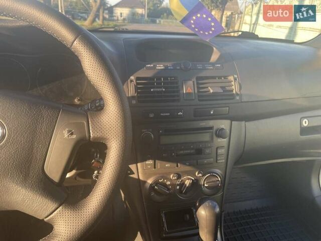 Сірий Тойота Авенсіс, об'ємом двигуна 2 л та пробігом 297 тис. км за 5100 $, фото 9 на Automoto.ua