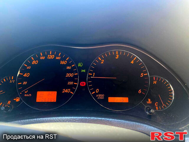 Серый Тойота Авенсис, объемом двигателя 2 л и пробегом 406 тыс. км за 4700 $, фото 8 на Automoto.ua