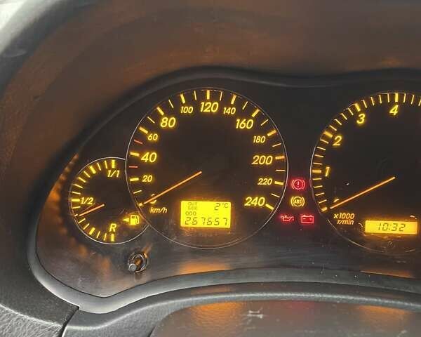 Сірий Тойота Авенсіс, об'ємом двигуна 2 л та пробігом 285 тис. км за 5200 $, фото 14 на Automoto.ua