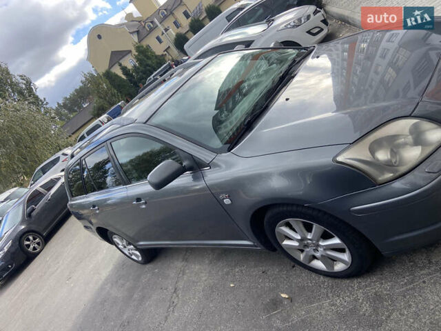 Серый Тойота Авенсис, объемом двигателя 1.99 л и пробегом 407 тыс. км за 3600 $, фото 3 на Automoto.ua