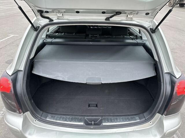 Серый Тойота Авенсис, объемом двигателя 1.8 л и пробегом 279 тыс. км за 6300 $, фото 6 на Automoto.ua