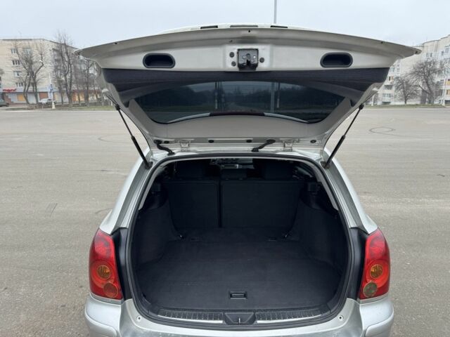 Сірий Тойота Авенсіс, об'ємом двигуна 2 л та пробігом 444 тис. км за 2983 $, фото 9 на Automoto.ua