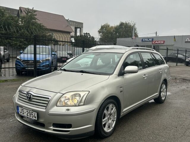 Серый Тойота Авенсис, объемом двигателя 2 л и пробегом 300 тыс. км за 2900 $, фото 1 на Automoto.ua